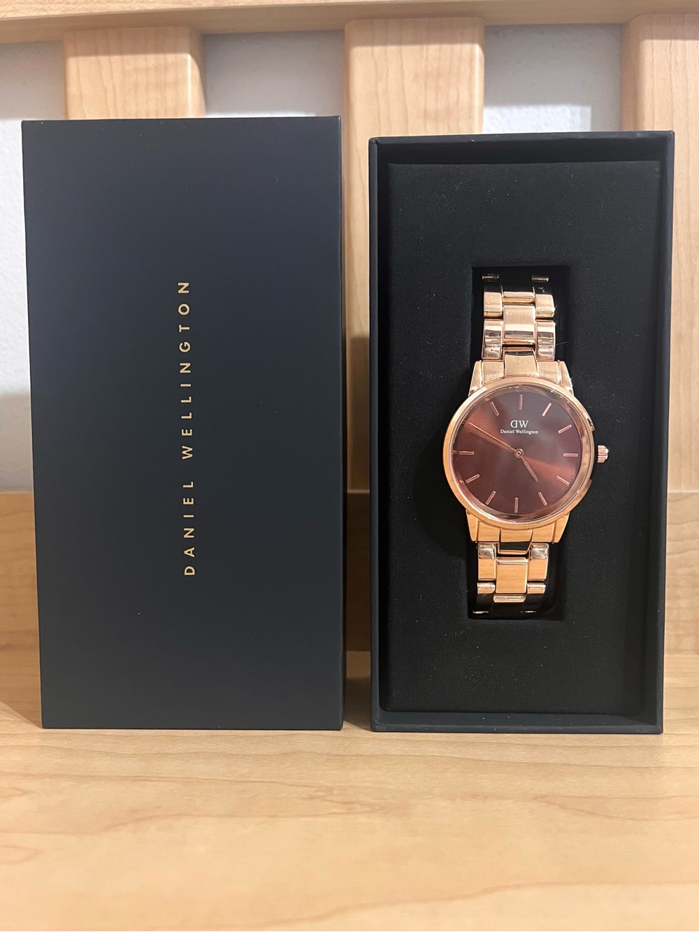 DANIEL WELLINGTON Iconic Link Amber Rose Gold Watch